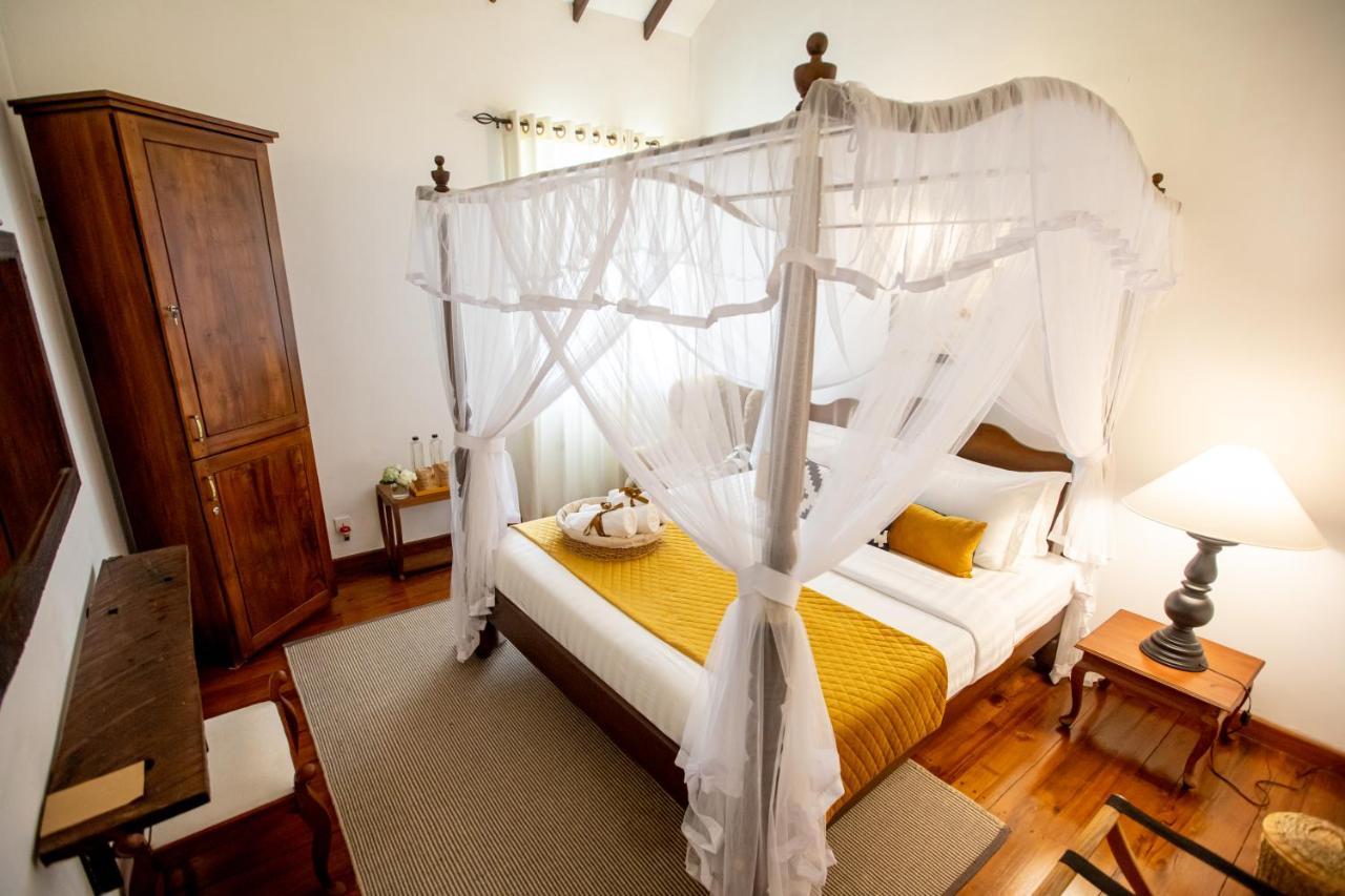 Hotel Manuel Manor à Labugolla Extérieur photo