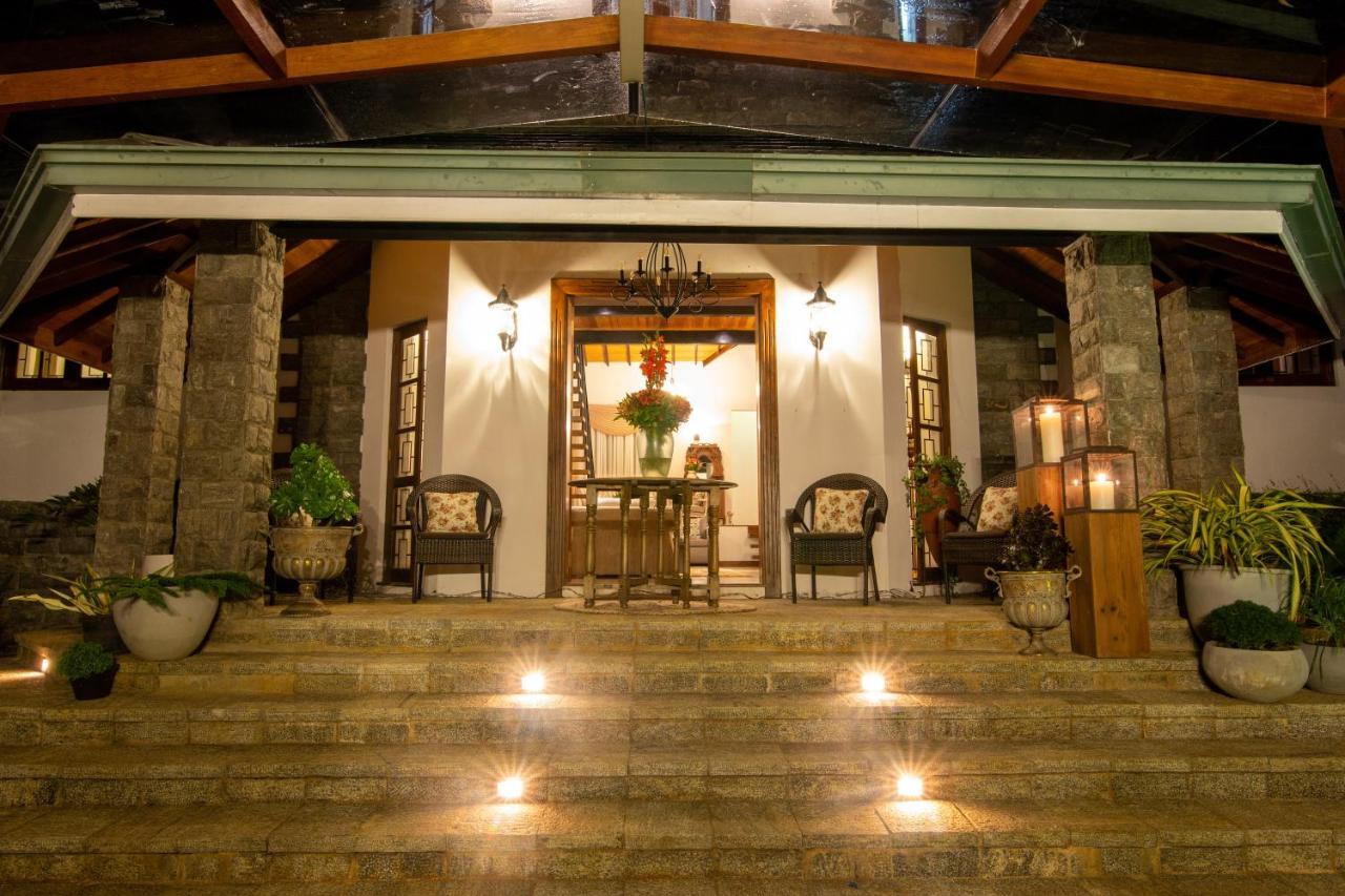 Hotel Manuel Manor à Labugolla Extérieur photo